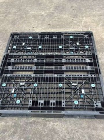 NO.10029 中古 プラスチックパレット 1100×1100
