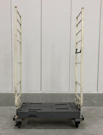 4輪台車