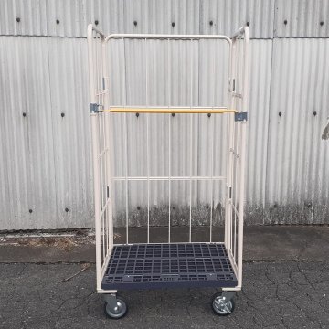 カゴ台車