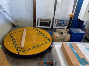 パレットストレッチ包装機