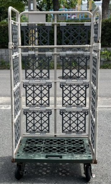 カゴ台車