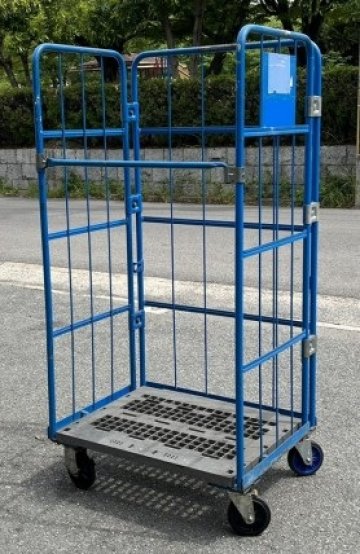 カゴ台車