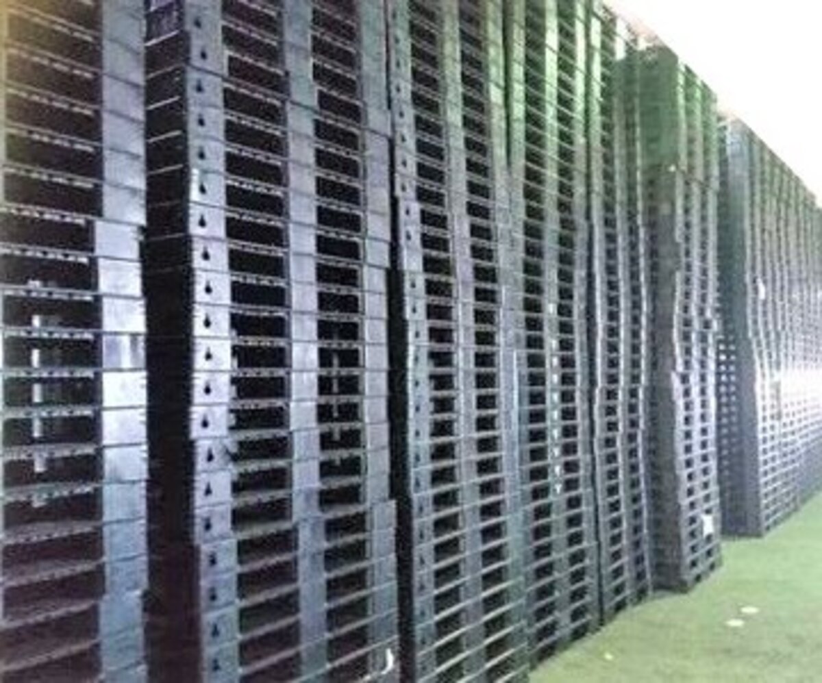 中古プラスチックパレット☆入荷情報☆