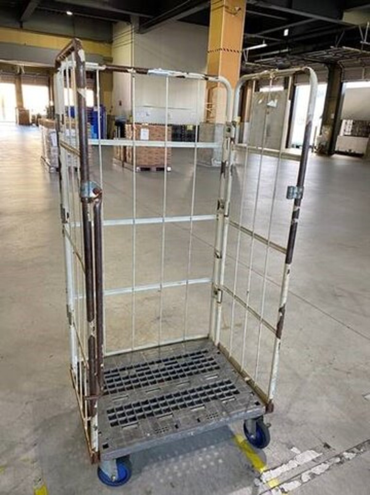 【入荷案内】カゴ台車