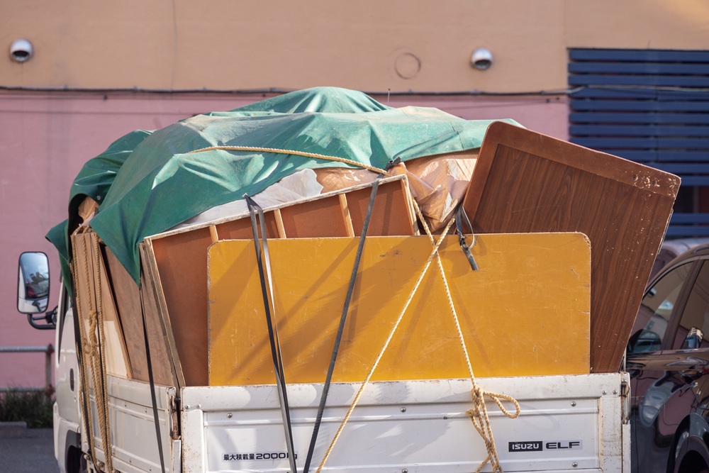 産業廃棄物の処理コストはどれくらい？　費用の内訳や削減ポイントを解説